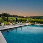 Lägenhet Farmhouse In Lucca With Vineyard Views