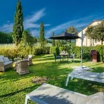 Farmhouse In Lucca With Vineyard Views Lägenhet Cappella