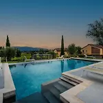 Lägenhet Farmhouse In Lucca With Vineyard Views *