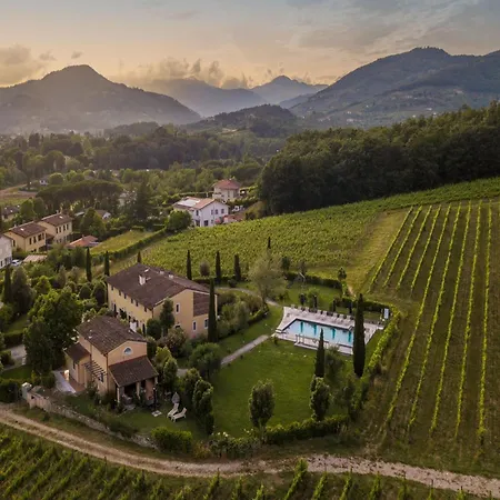 Lägenhet Farmhouse In Lucca With Vineyard Views Cappella