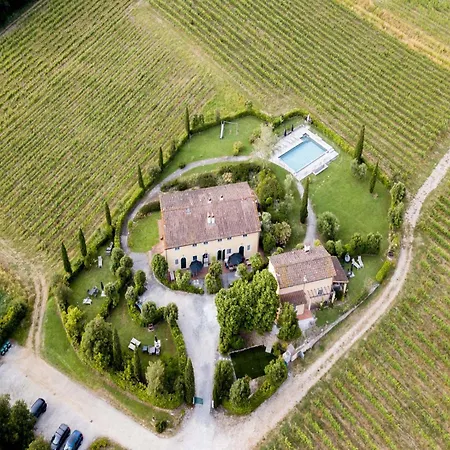 Farmhouse In Lucca With Vineyard Views Lägenhet